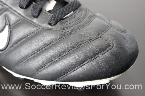 Nike Tiempo Premier Soccer/Football Boots