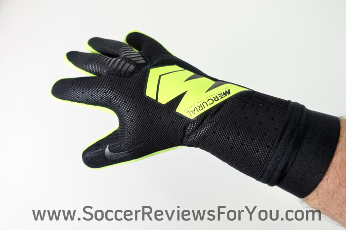 Nike Vapor Touch Soccer-Football Goalkeeper Gloves5