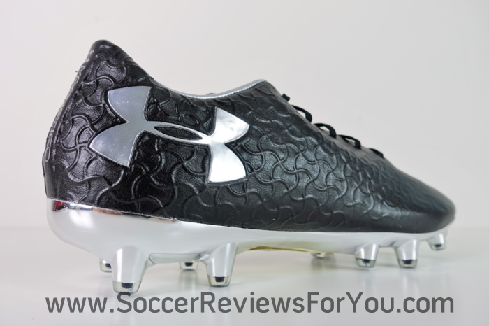 Under Armour Magnetico Pro Black Soccer-Football Boots10