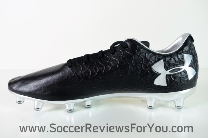 Under Armour Magnetico Pro Black Soccer-Football Boots4