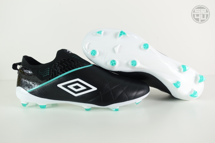 Umbro Medusae 3 Elite Laceless Leather Soccer-Football Boots 1