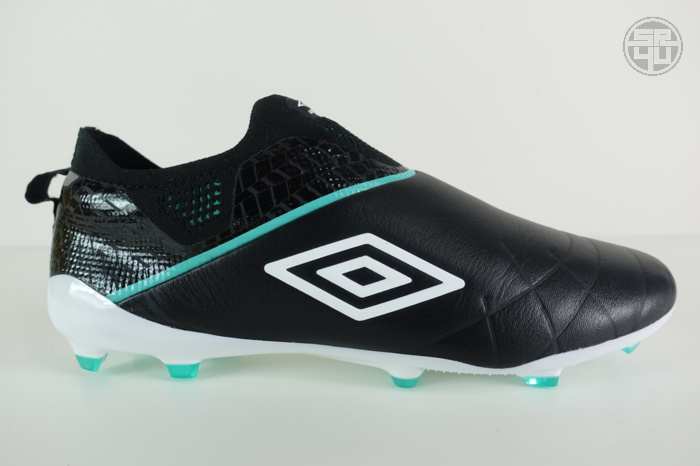 Umbro Medusae 3 Elite Laceless Leather Soccer-Football Boots 3