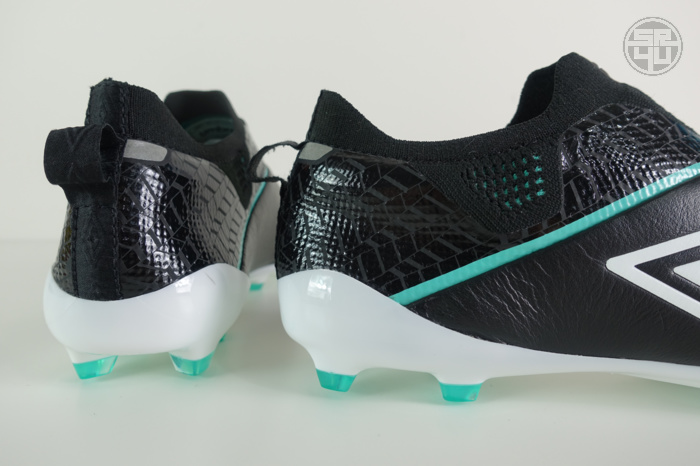 Umbro Medusae 3 Elite Laceless Leather Soccer-Football Boots 9