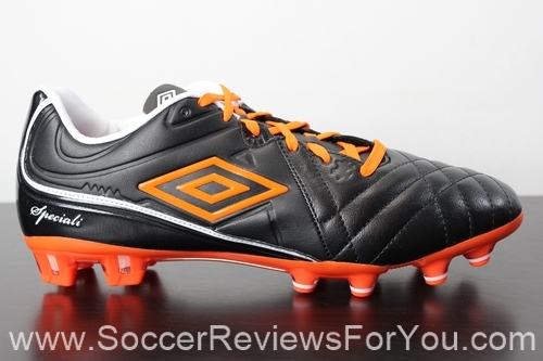 Umbro Speciali 4 Pro Soccer/Football Boot