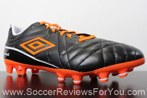 Umbro Speciali 4 Pro Soccer/Football Boot