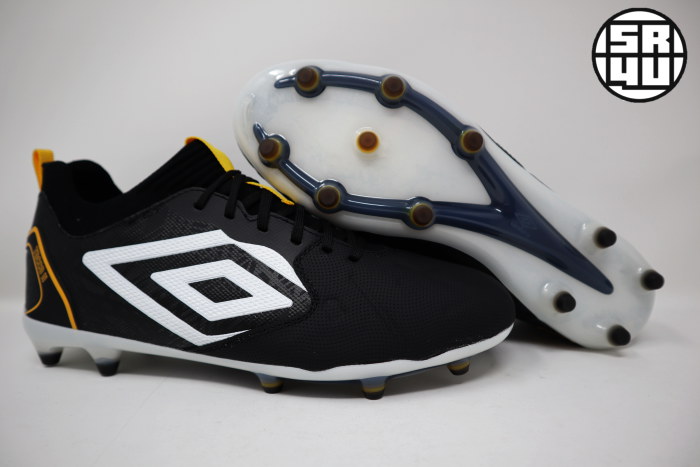 Umbro-Tocco-2-Pro-Soccer-Football-Boots-1