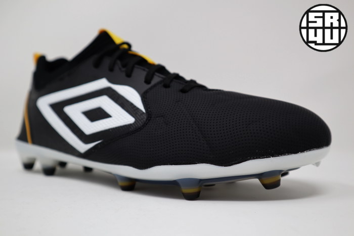 Umbro-Tocco-2-Pro-Soccer-Football-Boots-12