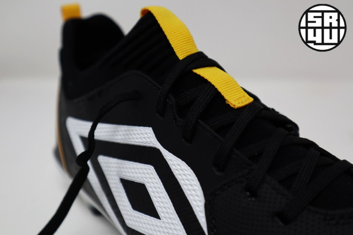 Umbro-Tocco-2-Pro-Soccer-Football-Boots-8