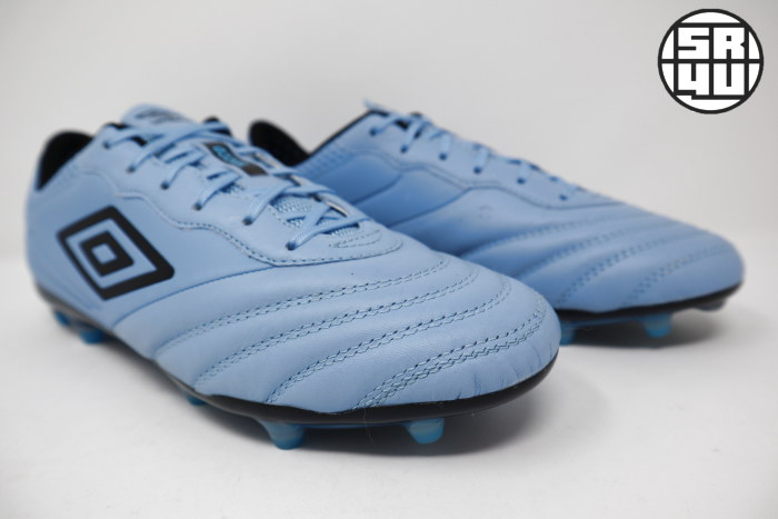 Umbro-Tocco-3-Pro-Soccer-Football-Boots-2