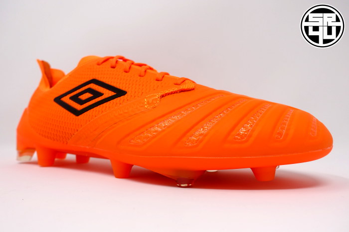 Umbro-UX-Accuro-3-Limited-Edition-Soccer-Football-Boots-9