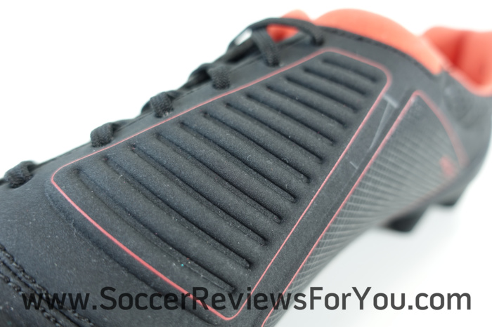 Umbro UX Accuro Soccer-Football Boots (10)
