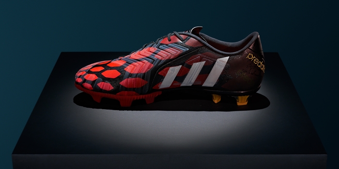 Adidas_Football_Predator_Instinct_Plinth_PR_2x1_06