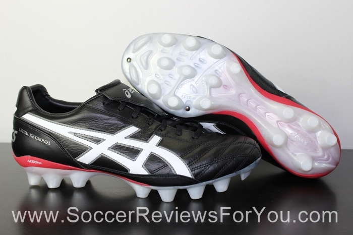 asics soccer cleats wide fit