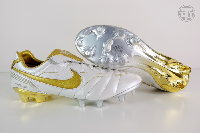 nike tiempo 10r ronaldinho