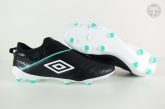 umbro football boots laceless