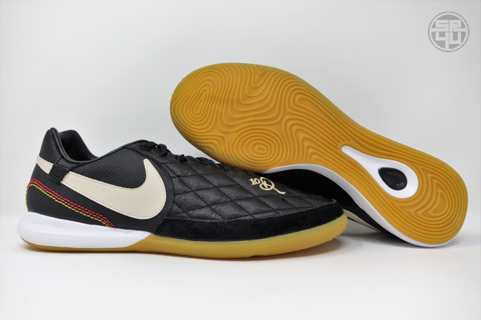 Composer Andrew Halliday pitch Nike Tiempo LegendX 7 Pro 10R Dois Golacos Indoor & Turf Reviews - Soccer  Reviews For You