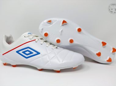 umbro laceless soccer cleats