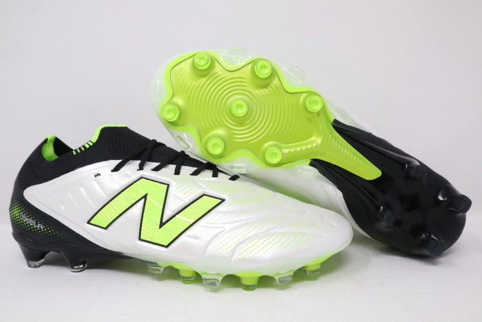 new balance tekela wide