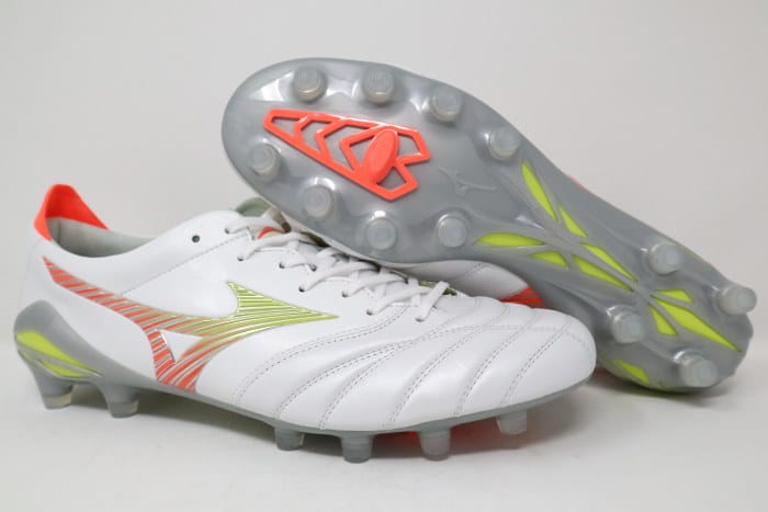 Mizuno Morelia Neo 5 Made in Japan FG Prism Review - Soccer
